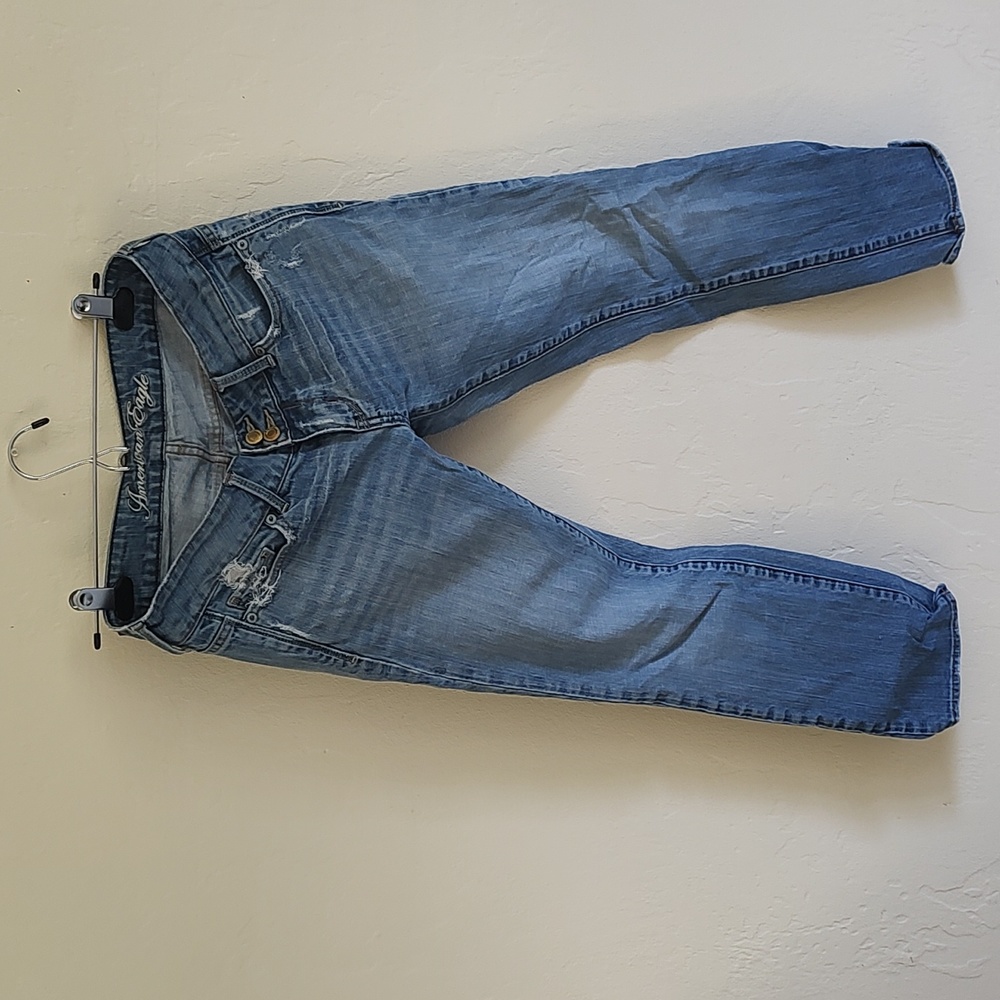 American Eagle cropped jeans size 4
